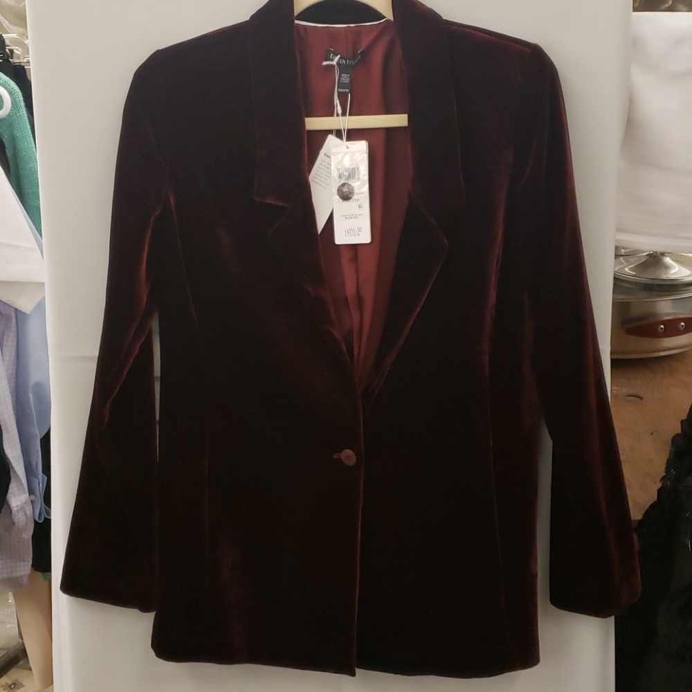 Cranberry  notch womens blazer